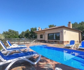 Lloret de Mar Villa Sleeps 6 Pool Air Con WiFi