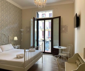 Lumine Luxury Suites by gaiarooms