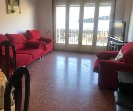 MOON Big apartment ideal 2 families. Central. Near the beach. Wifi free