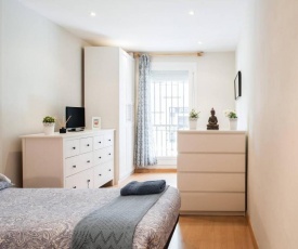 Nice apartment near Barcelona center