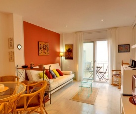 Casa Rainbow by Hello Apartments Sitges