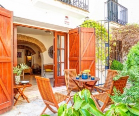 Charming house next to the beach by Hello Apartments Sitges