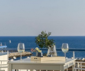 Sitges Spaces Sea View Paradise- 2 Bedrooms, 2 Bathrooms, Terrace, Amazing Sea Views