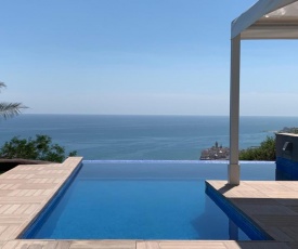 Sitges Spaces Sea View Villa- 6 Bedrooms, 5 bathrooms, 2 private pools, Near center