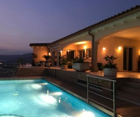 Villa Victoria, with breathtaking panoramic views