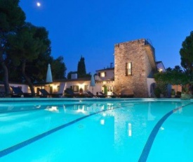 Villa in Sitges Sleeps 20 with Pool and Air Con