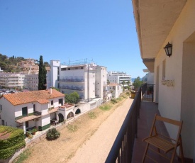 Beautiful apartment in the center of tossa de mar