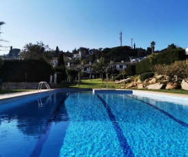 Casa Tossa precioso jardín barbacoa piscina comunitaria y playa privada