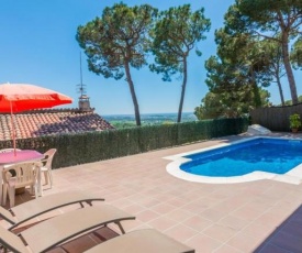 Tordera Villa Sleeps 6 Pool