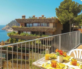 Two-Bedroom Apartment in Tossa de Mar